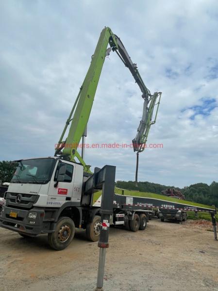 Zoomlion 56m Camion Benz Équipement de béton Béton Boom Pompe à béton machine de deuxième main Camion monté pompe à béton
