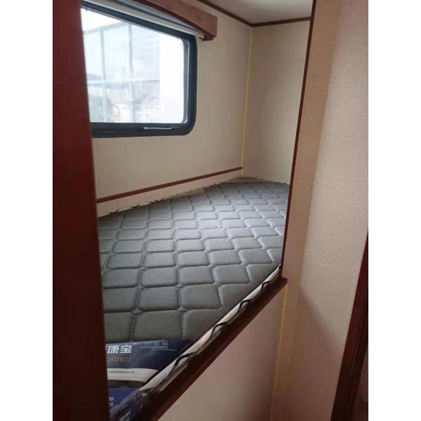 Полные прицепы для путешествий из стекловолокна Расширение прицепа для кемперов из твердой древесины мебели из стекловолокна