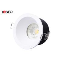 Plafond du noir IP65/blanc de salle de bains met en lumière C.A. 220 - 240V RoHS approuvé