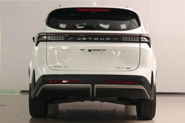 2025 Jetour Shanhai L7 1.5T 120km Comfort Edition 5 Seater Plug In Hybrid