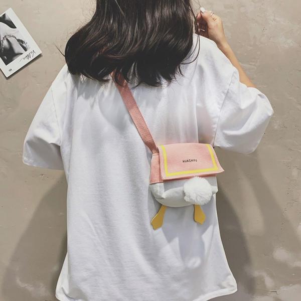Cute little Donald Duck canvas bag ins Japanese Harajuku girl crossbody bag student animal cartoon customs logo bag