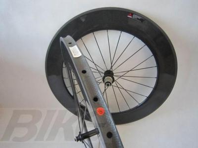 Super light strongest low price 700c clincher carbon wheelset carbon 88mm 23mm road bike