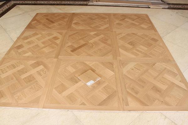 800x800x20mm Euro Oak Engineered wood Flooring, Brushed UV Lacquer Finish