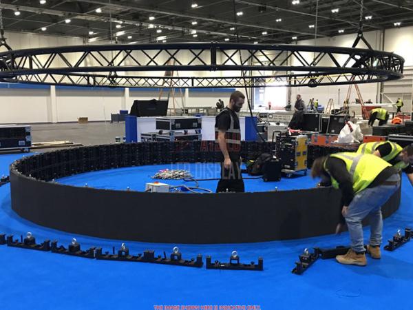 P4.81mm Curved LED Wall Popular Selling Rental Type LED Video Screen Wall
