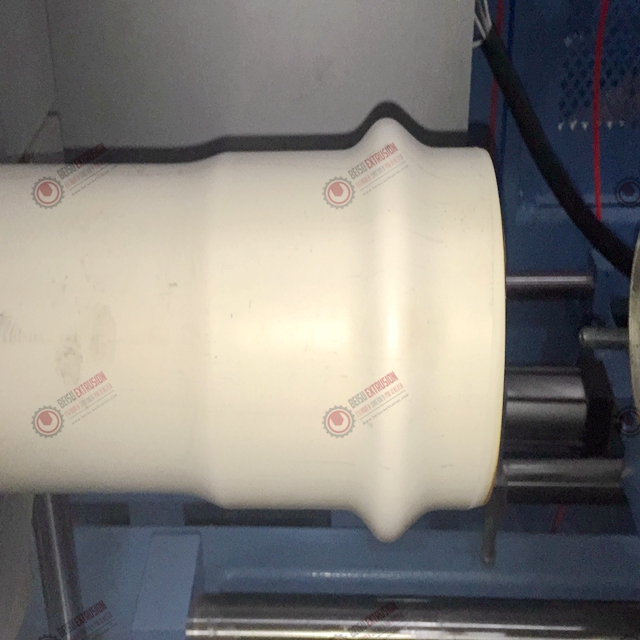 Машина для изготовления пластиковых труб длиной 75mm~315mm для UPVC CPVC OPVC водоснабжения и дренажа