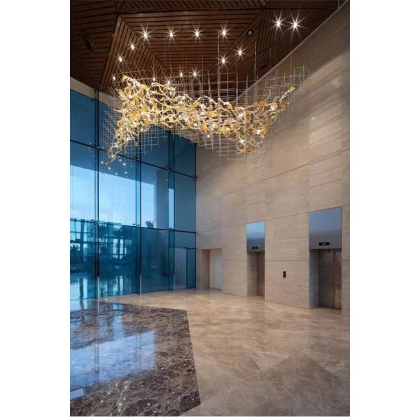 Proyecto de hotel personalizado no estándar Departamento de iluminación Sala de banquetes Cuadrícula acristalada Led Gran lámpara de candelabros Sala de bodas Luz de línea colgante