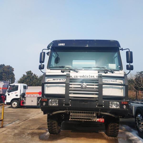 HOWO 4*4 Full Driver Mobile Oil Jet Fuel Tanker Truck High Safety