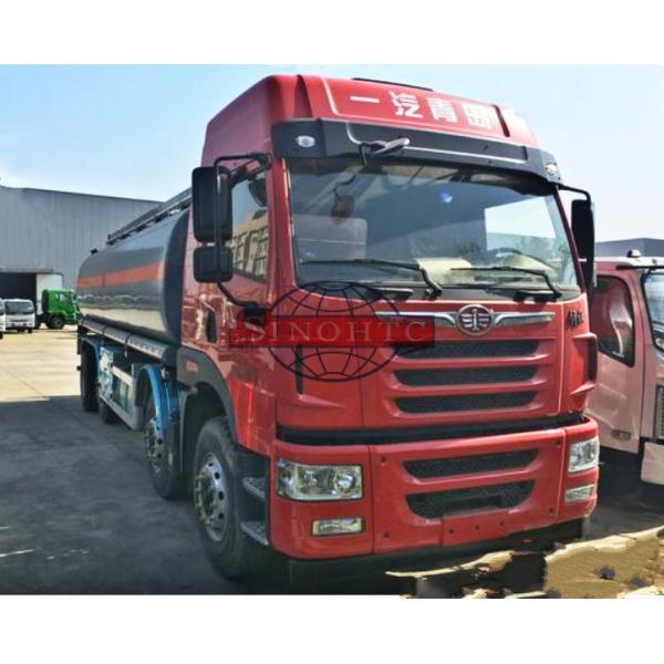 28000 - 35000 Liters Oil Tanker Truck 4 Axles Aluminium Alloy Material