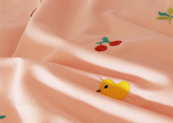 Cute Embroidered Modern Duvet Covers / Shams 4 Pcs 100% Cotton For Home