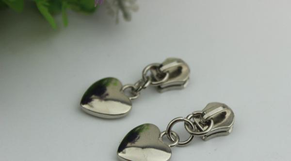 High grade small style bag metal accessories light gold heart shape zipper puller with slider 5#