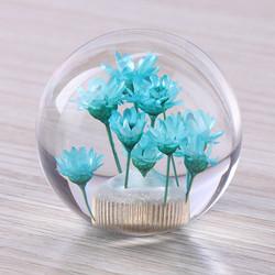 Concevez le bouton en fonction du client en cristal de changement de vitesse de boutons de changement de vitesse de voiture de logo avec la fleur sèche à l'intérieur de la boule de bouton de vitesse de décalage de résine