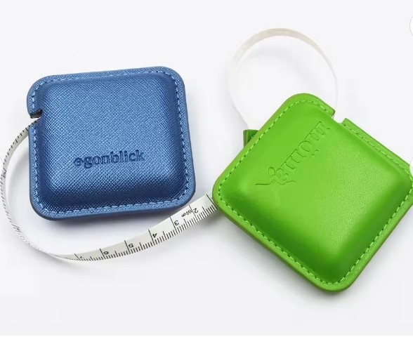 Подарок оптом Продвижение Дешевый Suare Мини-ленты Мера Ключевая цепочка с логотипом Мини-шивки Проекты ленты Мера