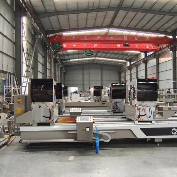 El inglete principal doble de 45 grados vio la cortadora de la ventana de aluminio