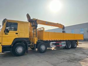 ZZ13117N3867D Used Howo 8x4 Crane Truck Second Hand Crane Trucks For Sale