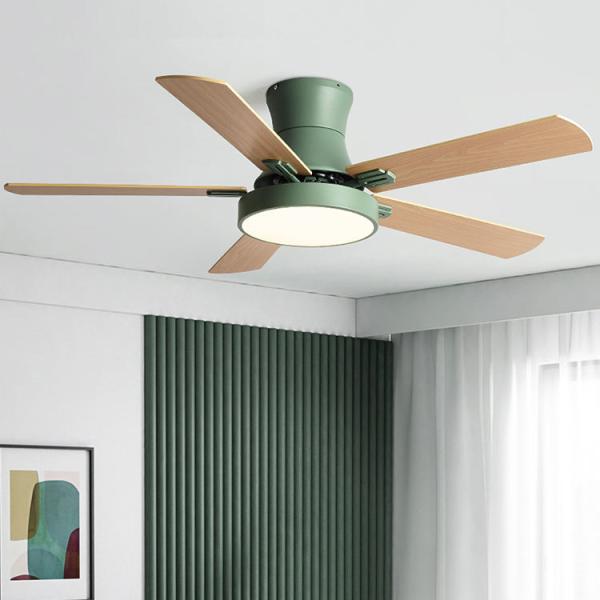 Ventilateur de plafond à LED adapté à l'éclairage dans les appartements résidentiels