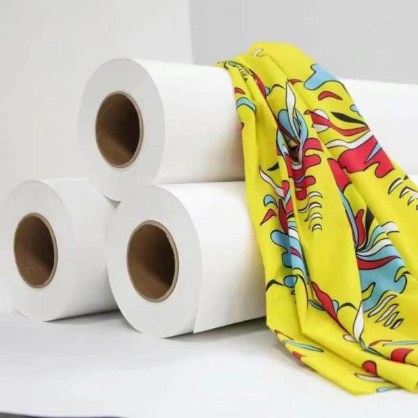 Transferência térmica Rate Dye Sublimation Paper Roll de 98% 40g/50g/60g/80g/100GSM com 44/60/64 para a impressão de matéria têxtil