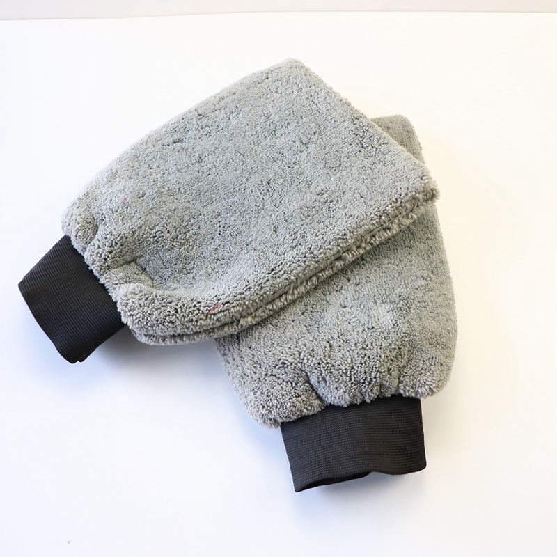Microfiber Cloth Car Cleaning Hand Mitt 57 Gsm For Vehicle Care