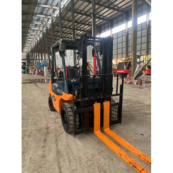 3 тонны подержанной вилочной погрузки Toyota Diesel Toyota 7FD30 из Японии