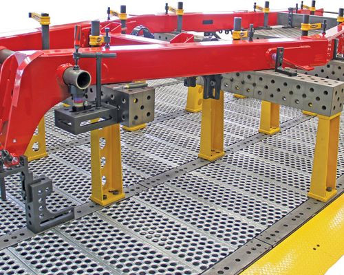 Anti - Skid Punching Plate Mesh , Aluminum Perforated Metal Walkway