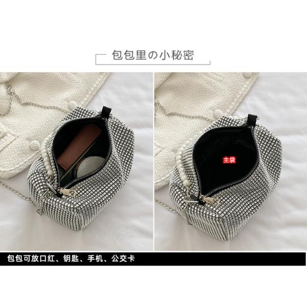 Small Bling Diamond Crossbody Handbag with Leopard Pattern and Newest Fashion Style
