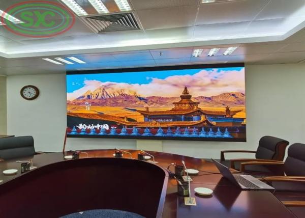 Experience the Latest Technology with Our Outdoor Indoor Full Color LED Display P3.9 Rental Video Wall