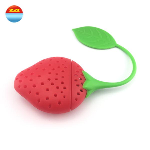 Best cute strawberry shape tea strainer filter travel buddy non plastic loose leaf tea custom silicone tea infuser