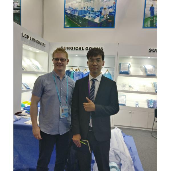 Пакеты больницы устранимые хирургические определяют терпеливую носку со случаем подушки