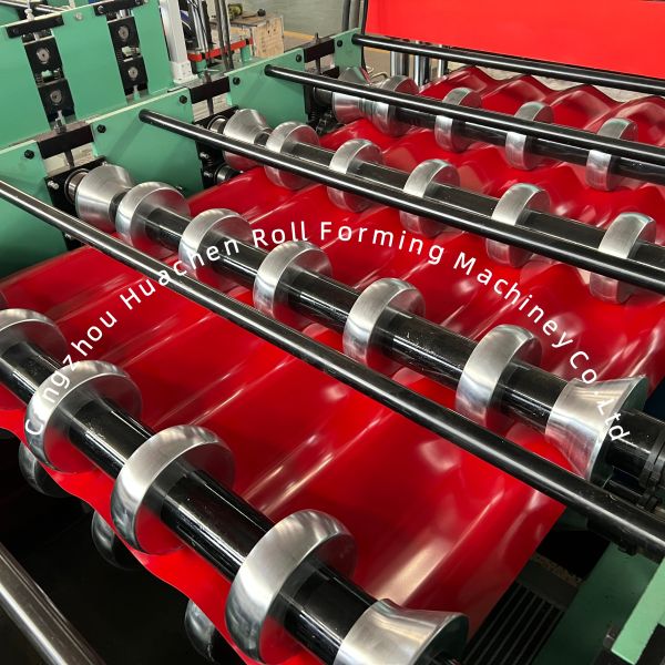 Professional Automatic Metal Roof Glazed Tile Roll Forming Machine with 16 Stations, 4m/min Speed, and PLC Control