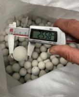 Esfera de alumínio de esfera cerâmica inerte com estabilidade química e baixa absorção de água