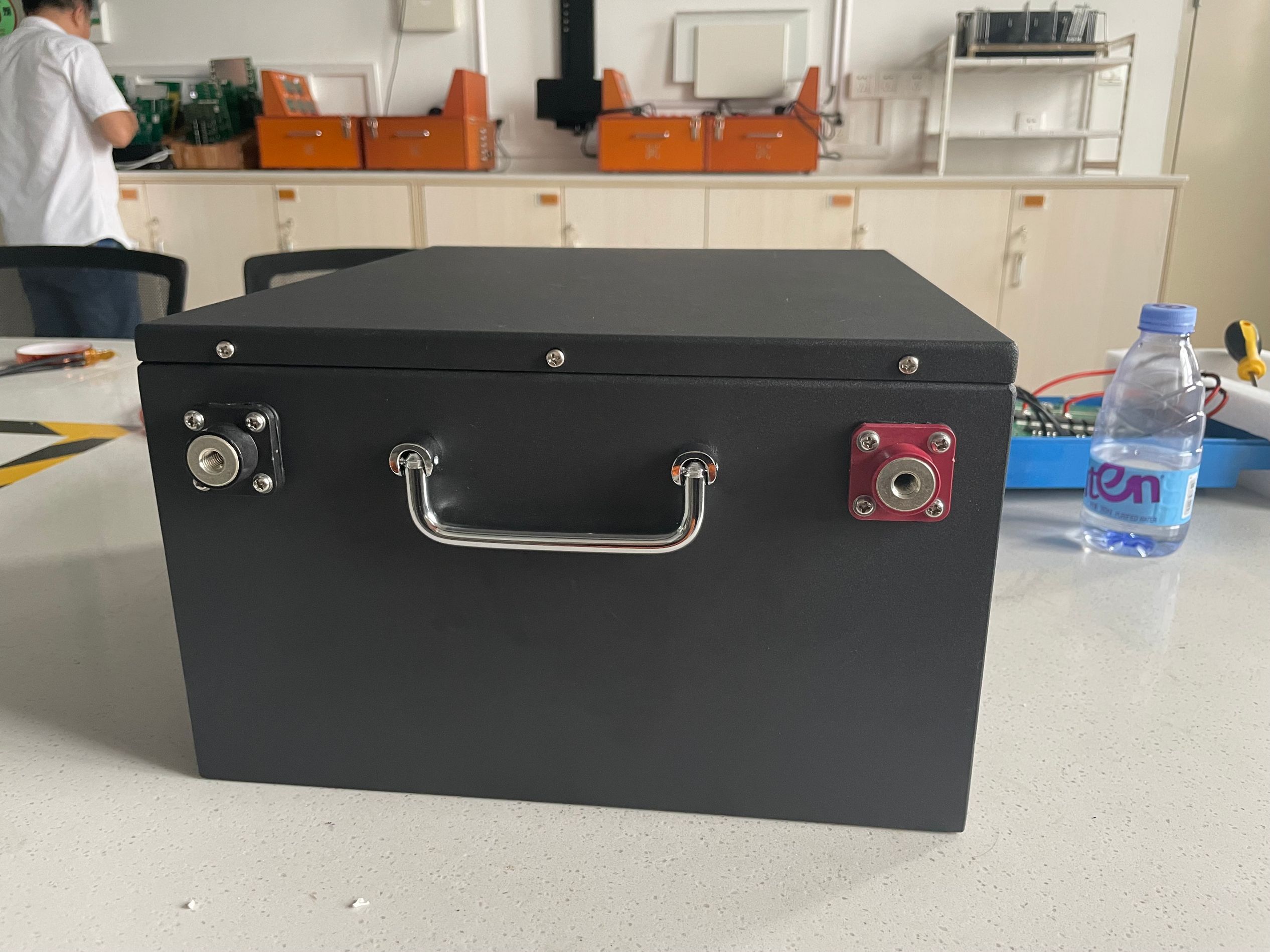 Глубокая батарея батареи лития BMS Bluetooth цикла 12V 200ah Lifepo4