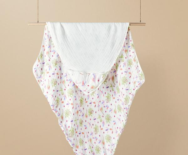 Beautiful Green Floral Gauze Fabric 190gsm Cotton Bamboo Swaddle Blanket