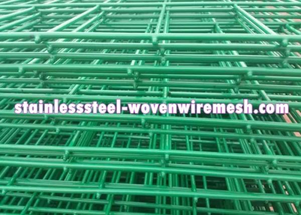 Low Carbon Steel Welded Wire Mesh Fencing Panels Curved Excellent Corrosion Resistance