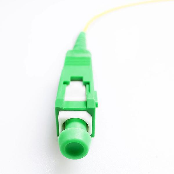 LC/APC 0.9mm Optical Fiber Pigatil Jumper Singlemode Network PVC Fiber Optic Pigtail