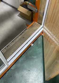 Australian Standard Compliant Aluminum Entry Door with Left Fixed Glass Panel for Natural Light & Privacy
