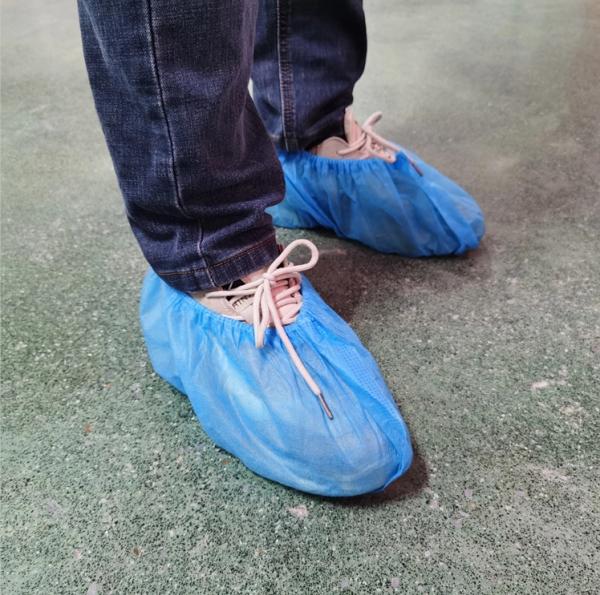 Blue Household Dust Proof 30GSM Non Woven Disposable Shoe Covers