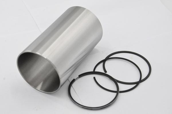 V2403 Kubota Engine Spare Parts Overhaul Kit Piston Ring Set Excavator Spares