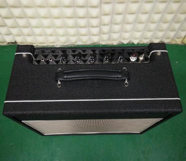 1*10 Eminence Celestion Speaker Vox Style Tube Guitar Amplifier Combo 15W