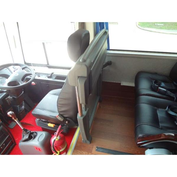 2 Axle SLK6126 Max 120KM/H RHD 48 Seats Used Travel Bus