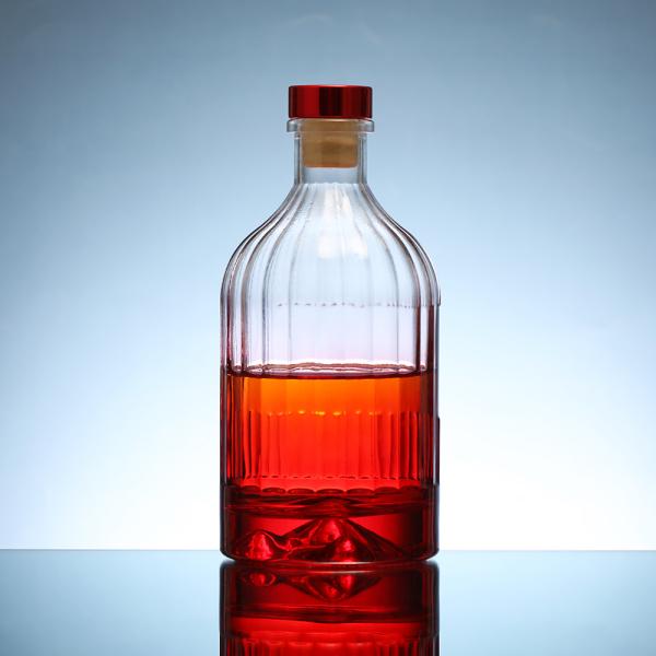 Super Flint Glass Base Material Whiskey Bottle 350ml 500ml 700ml 750ml with Cork Top Cap