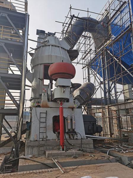O rolo vertical da eficiência elevada para transformar o moinho de moedura para a pedra calcária da mineração pulverizou