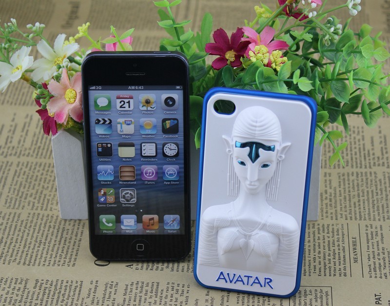 Pretty Avatar White Hard PC Phone Case For Iphone 4 / 5