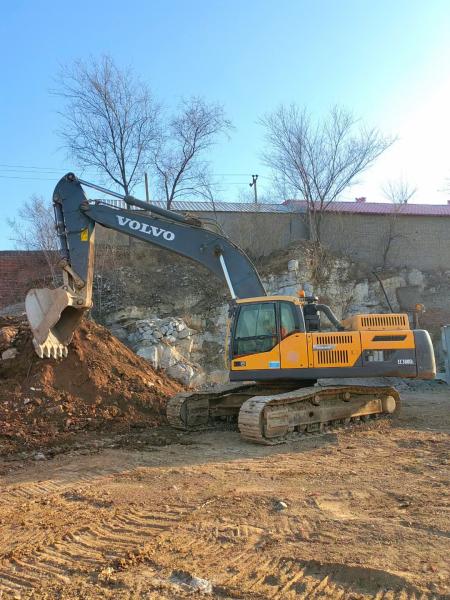 Sweden Used Volvo Excavators Volvo EC380 Excavators 38Ton  Hydraulic Crawler Backhoe