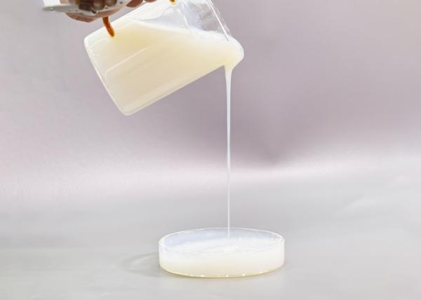 Bonne durabilité de l'émulsion styrène-acrylique et faible odeur