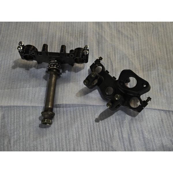 オフロードオートバイ用アッパー＆ロアトリプルクランプセット交換部品