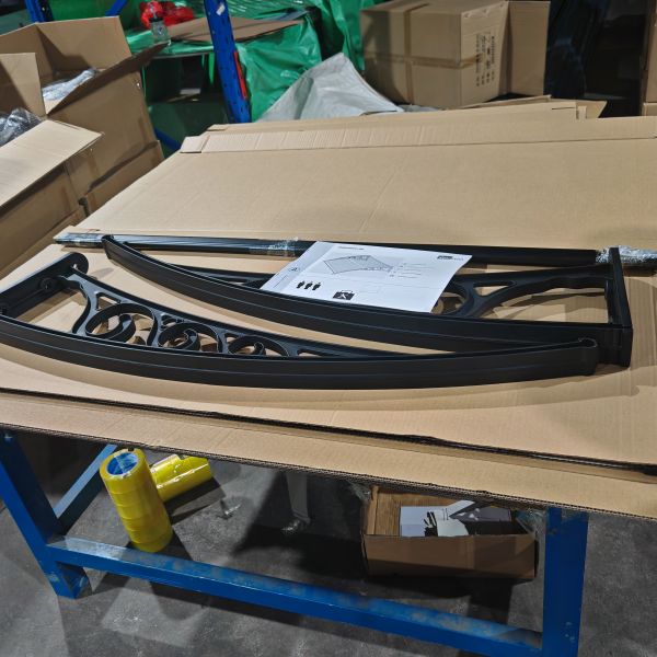 Polycarbonate Sail Material PC Canopy Featuring 600 800 1000 1200 1500mm Length Black Grey Bracket Providing Protection for Outdoor Business Environments