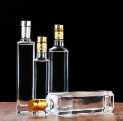 Garrafa de vidro Garrafa de azeite Flint Garrafa de vidro Cortiça de tamanho personalizado Garrafa de alimentos aceita
