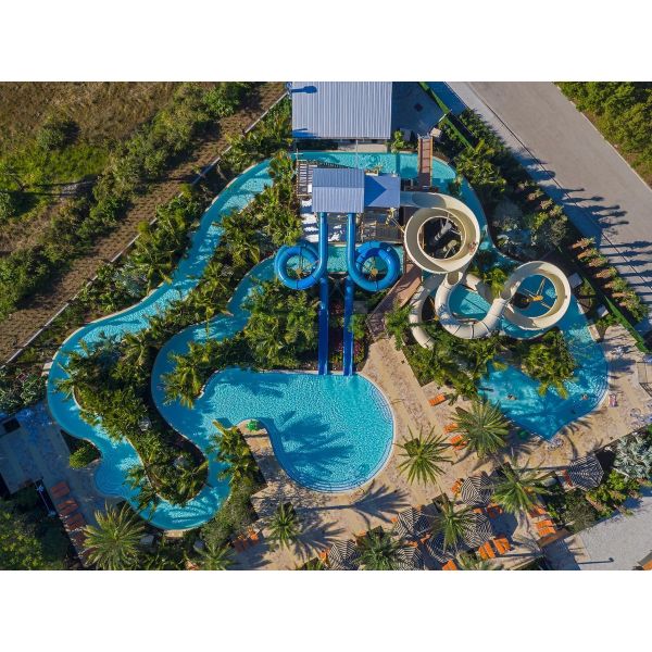 Water Park Pool Spiral Water Slide Aqua Loop Water Slide Mat Riding Slide Inflatable Raft