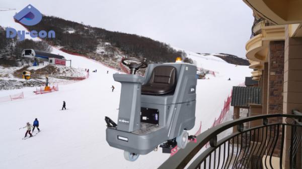 Ski Resort Scrubber - 140L Tank For Snow Melt Cleanup | Battery-Powered