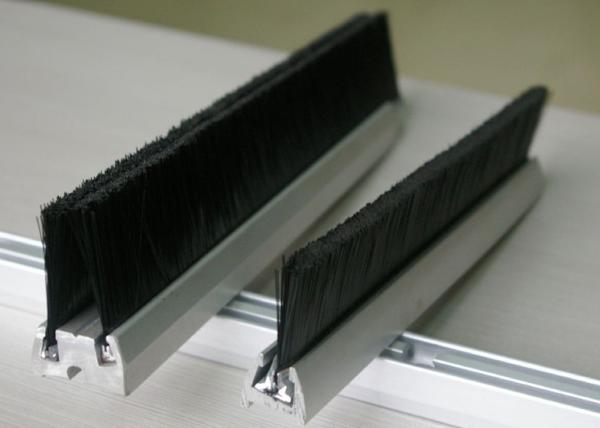 Anodized Aluminum Stair Railings Exterior , Extrusion Aluminum Handrail Fittings