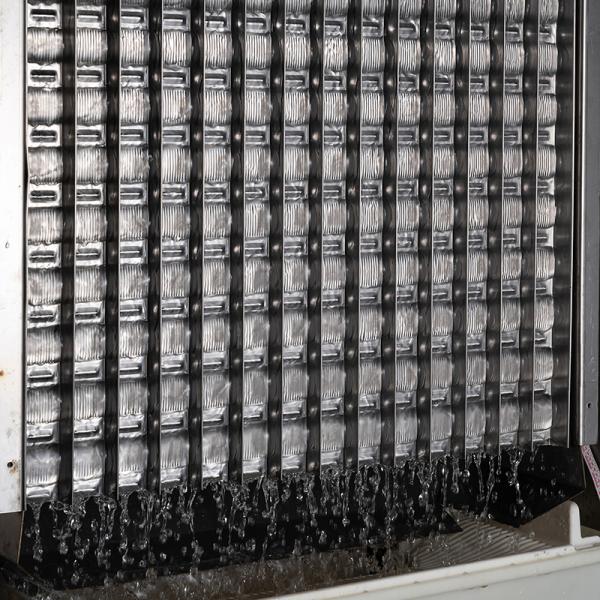 149 кг в день LZ-600 Большая машина для производства льда Полумесячная машина для ресторана и бара